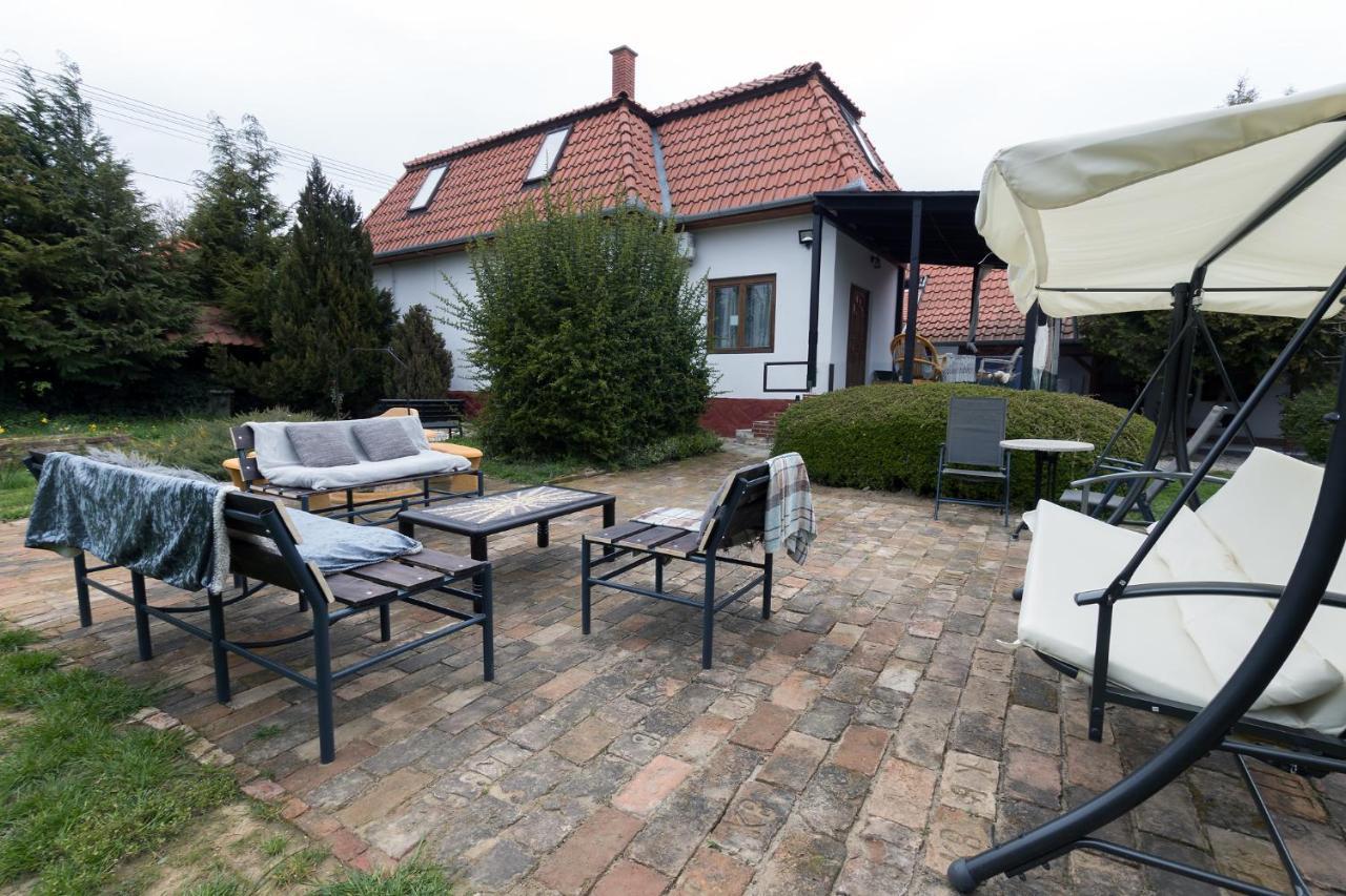 Ketpava Vendeghaz Hotel Igal Kültér fotó