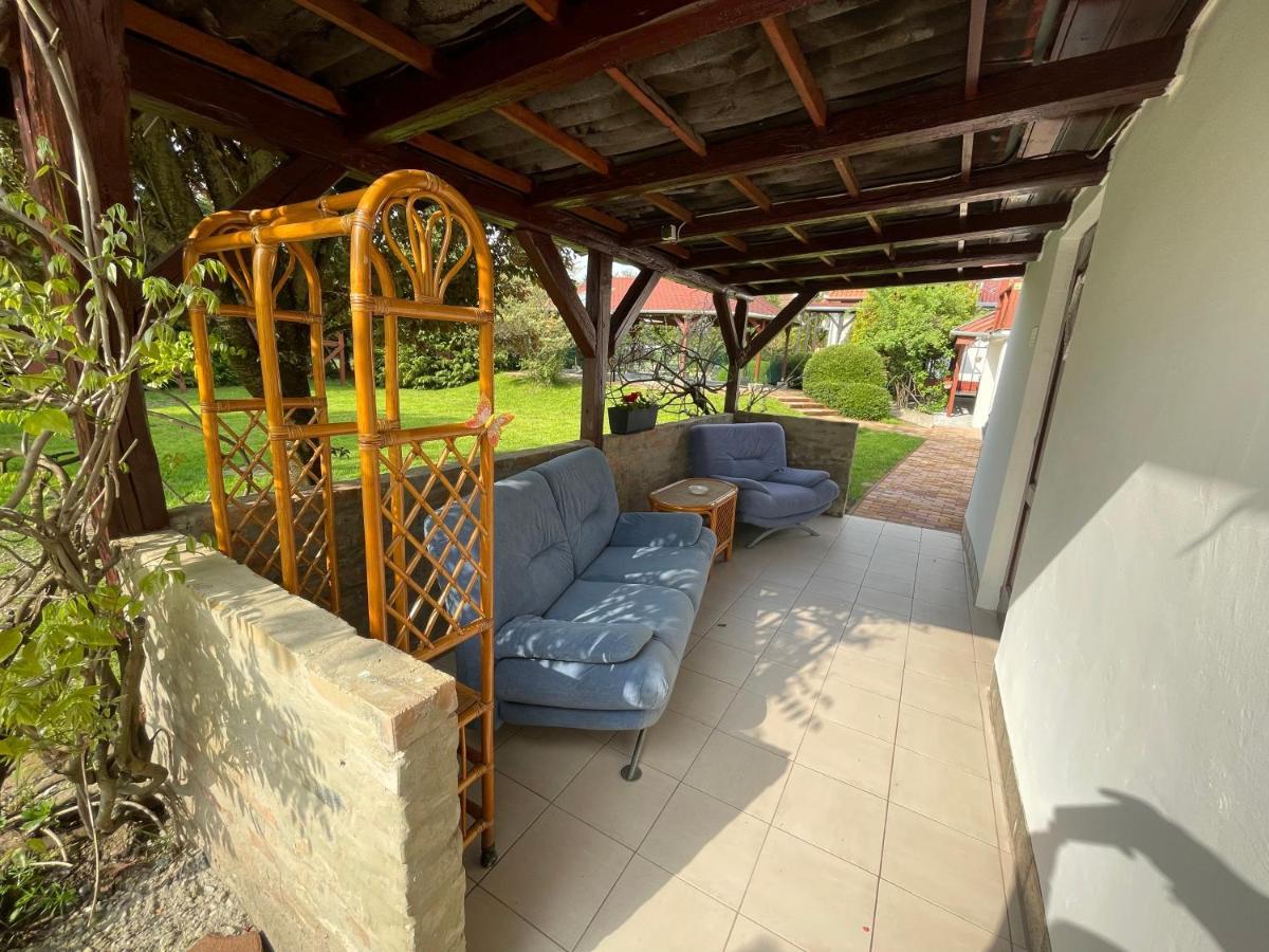 Ketpava Vendeghaz Hotel Igal Kültér fotó