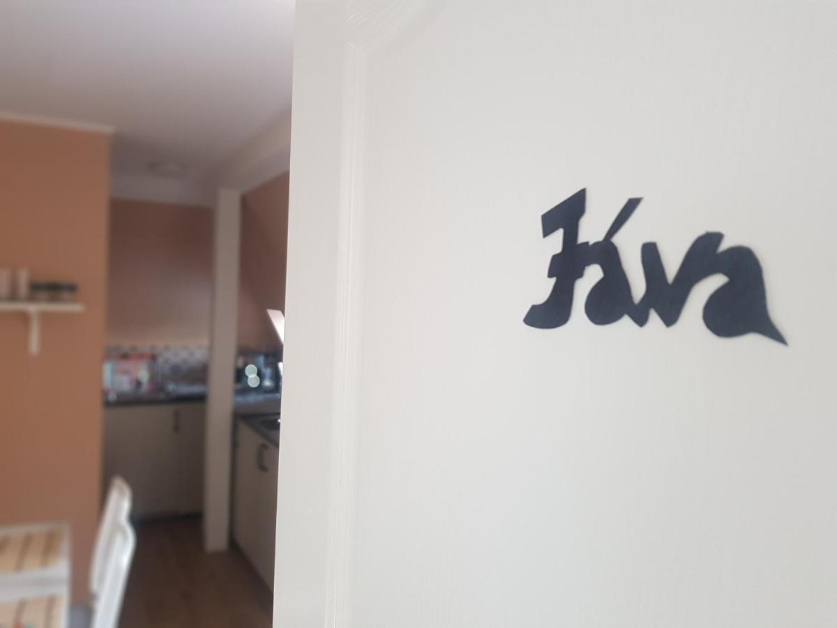 Ketpava Vendeghaz Hotel Igal Kültér fotó
